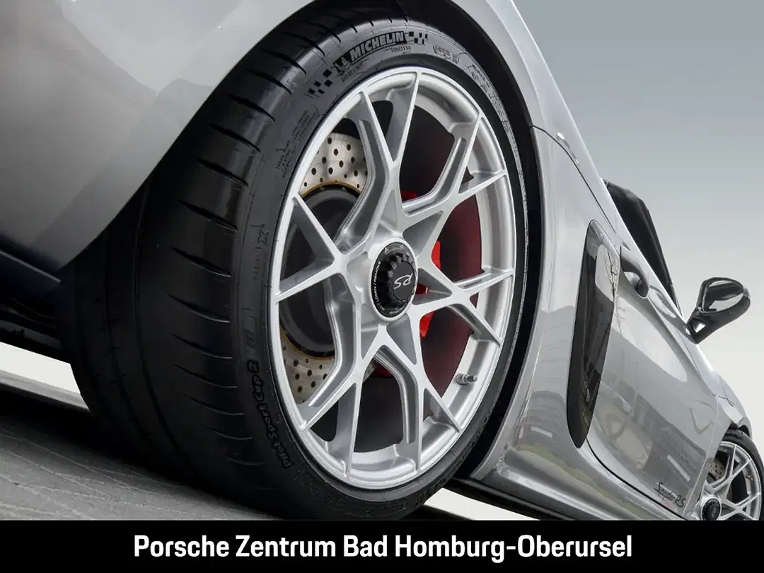 Porsche 718 Spyder - Thumbnail 9