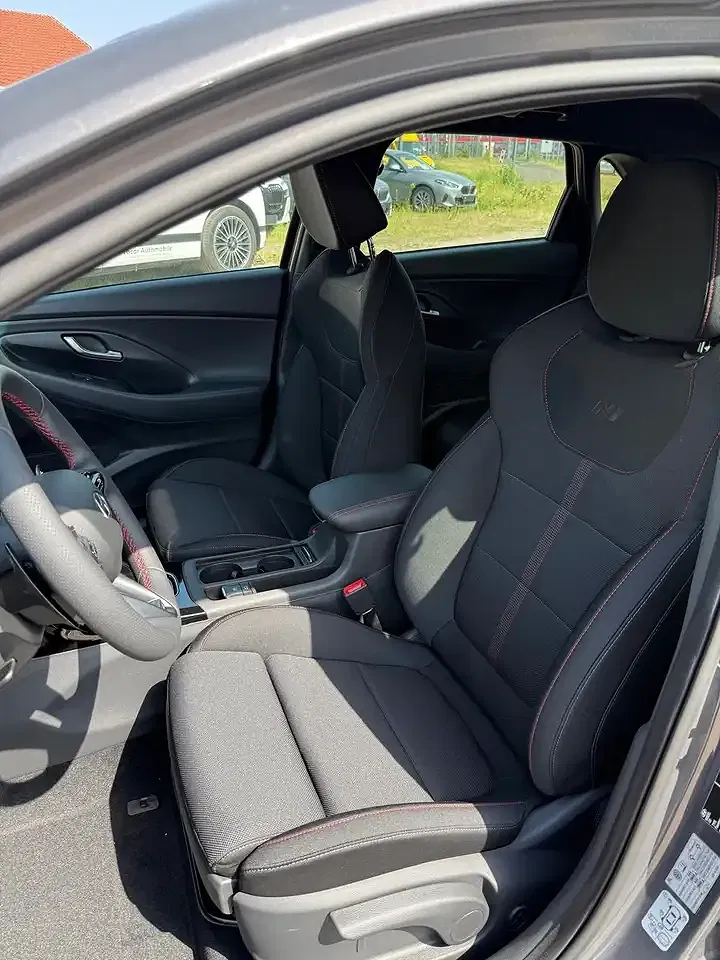 Hyundai i30 - Thumbnail 11