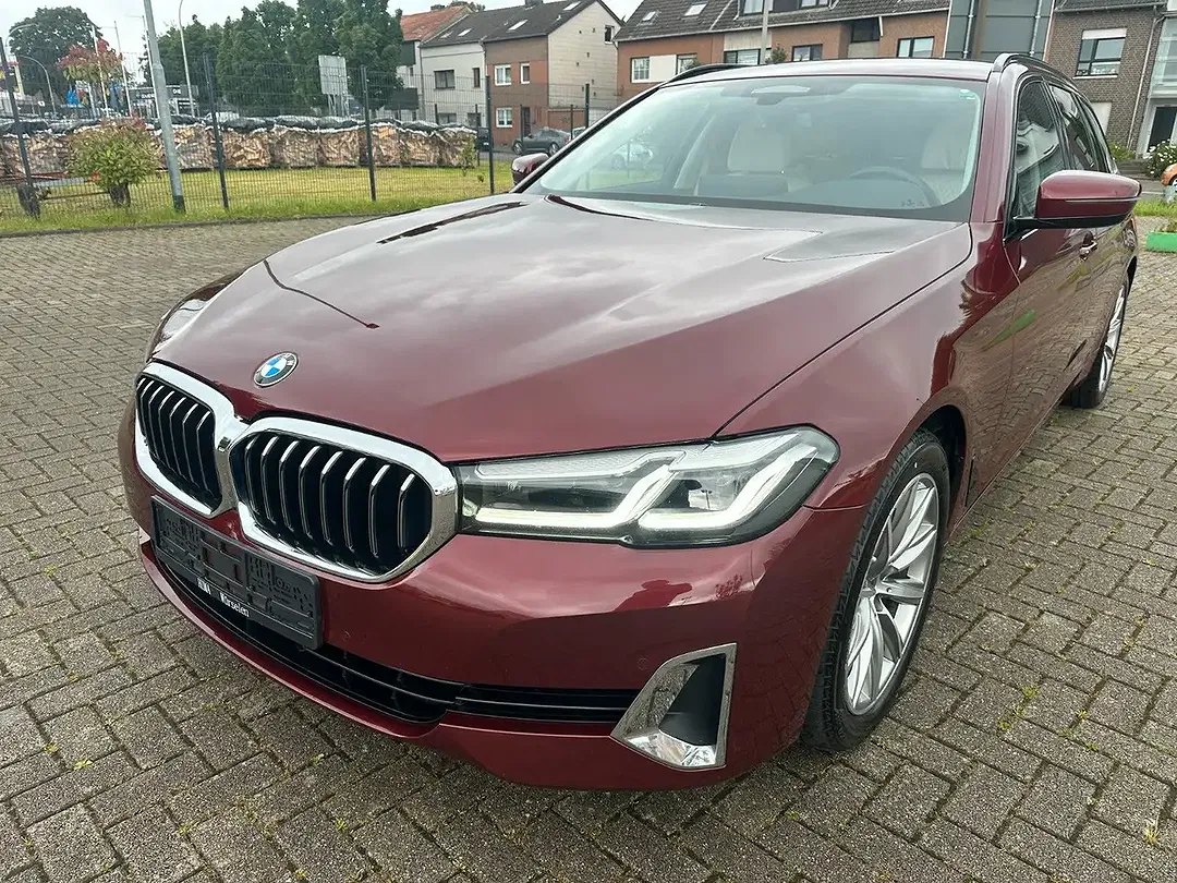 BMW 520 - Thumbnail 2