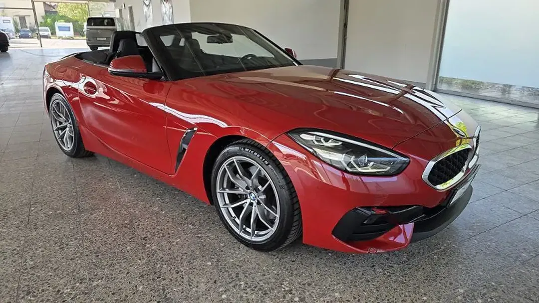 BMW Z4 - Thumbnail 3