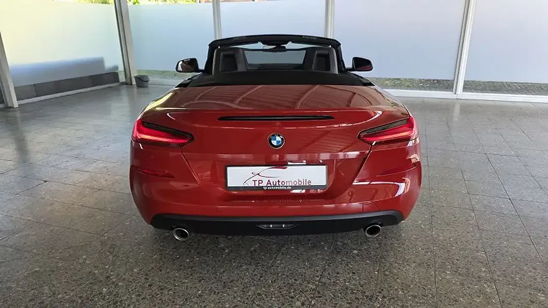 BMW Z4 - Thumbnail 6
