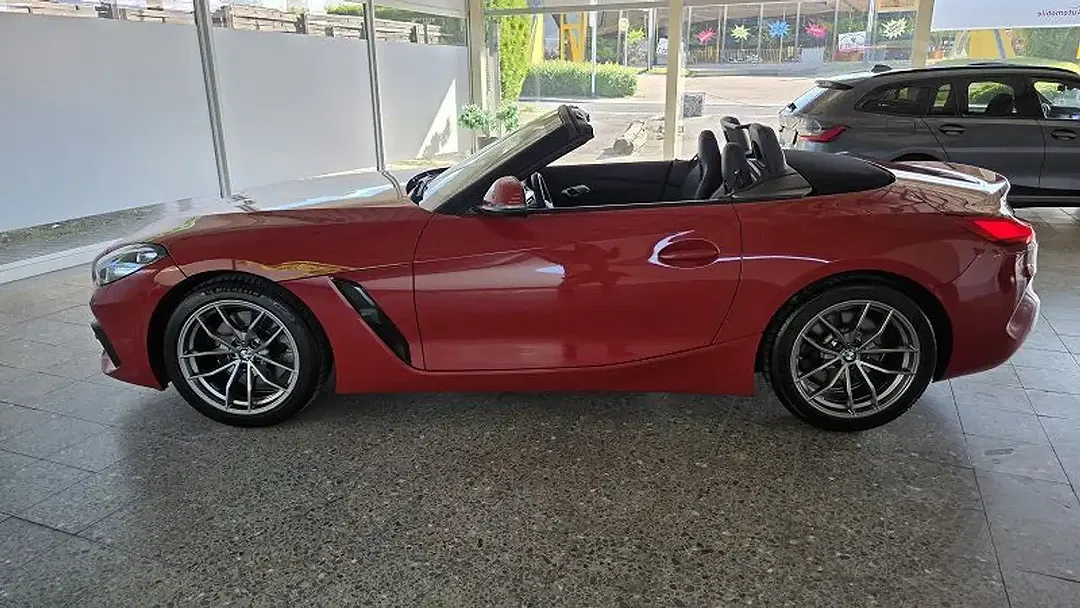 BMW Z4 - Thumbnail 8