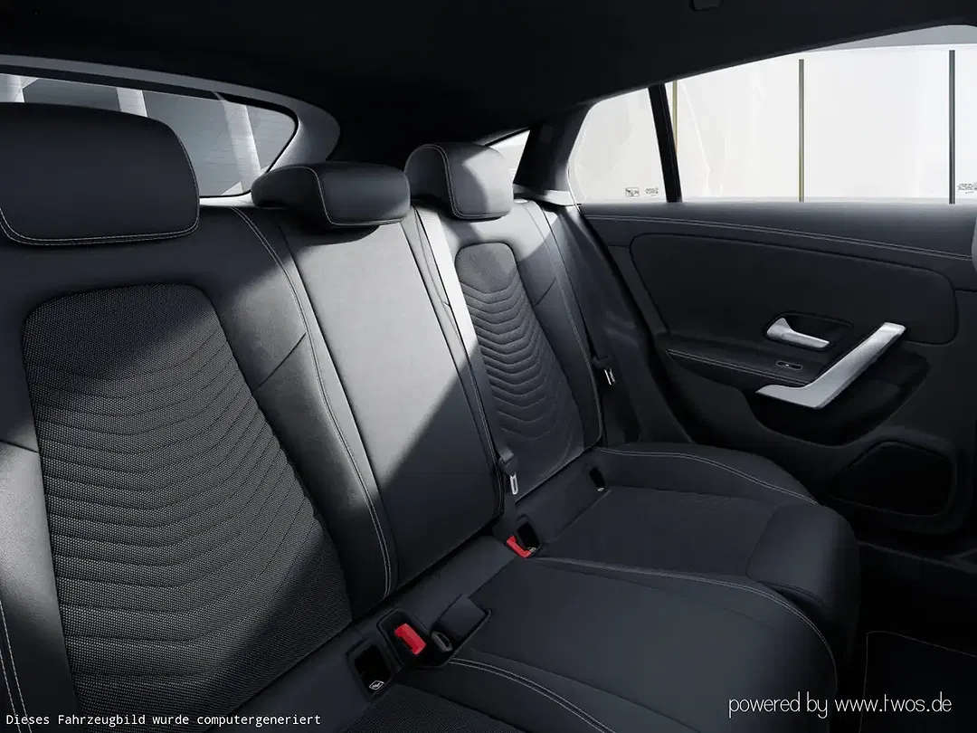 Mercedes-Benz CLA 180 - Thumbnail 7