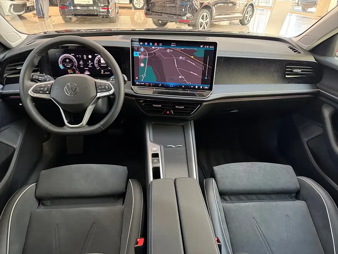 Volkswagen Passat Variant - Thumbnail 8
