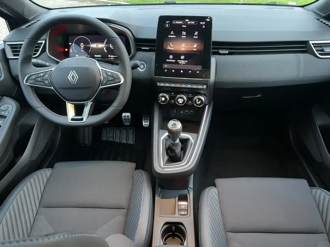 Renault Clio - Thumbnail 9