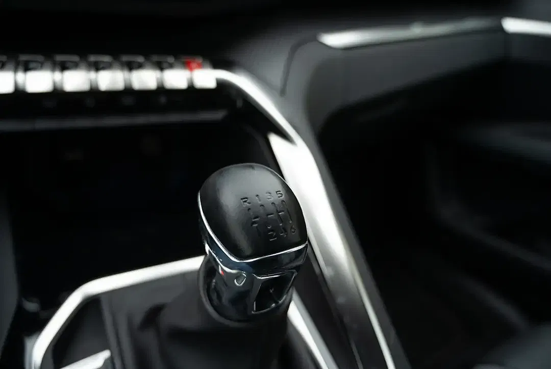 Peugeot 3008 - Thumbnail 10