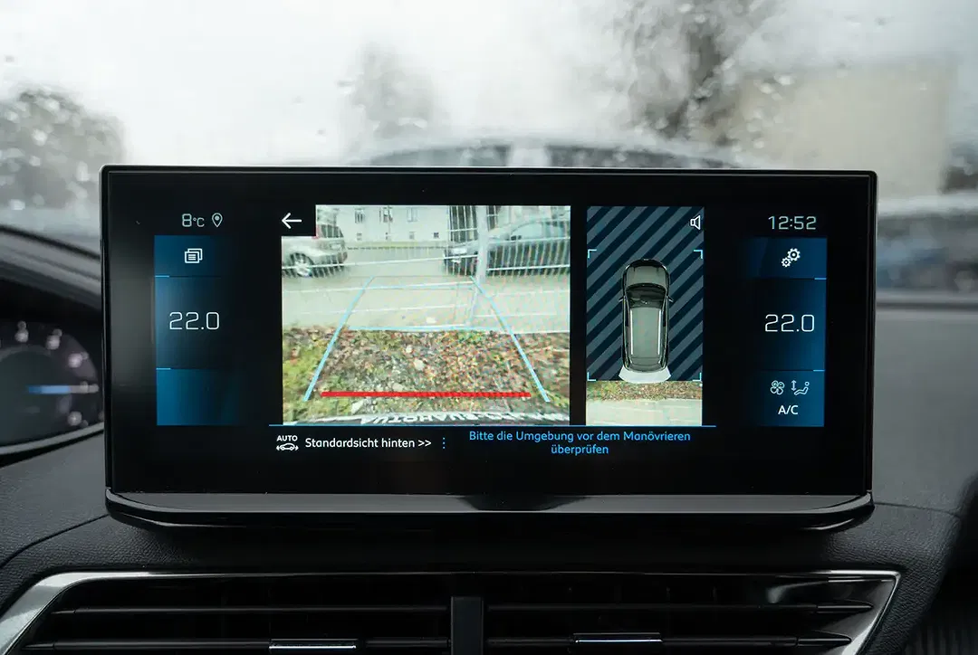 Peugeot 3008 - Thumbnail 9