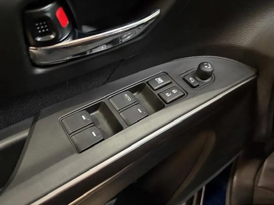 Suzuki SX4 S-Cross - Thumbnail 13