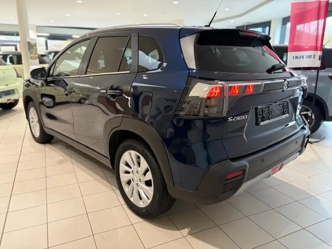 Suzuki SX4 S-Cross - Thumbnail 6
