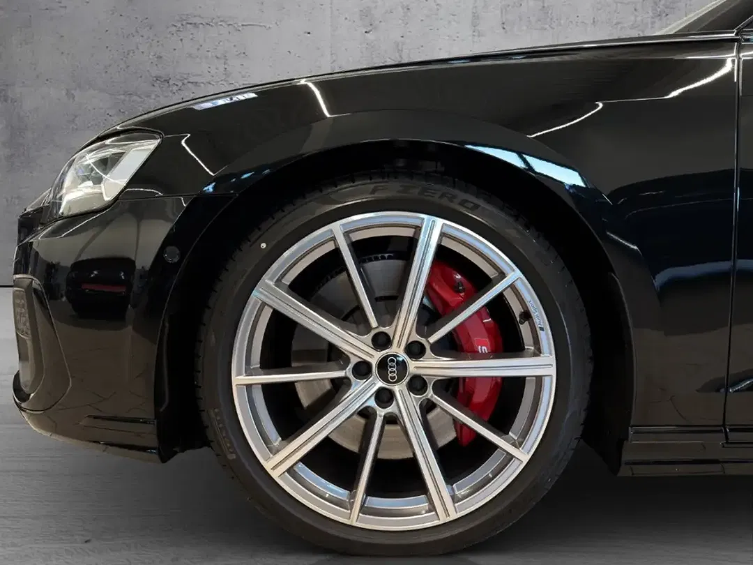 Audi S8 - Thumbnail 4