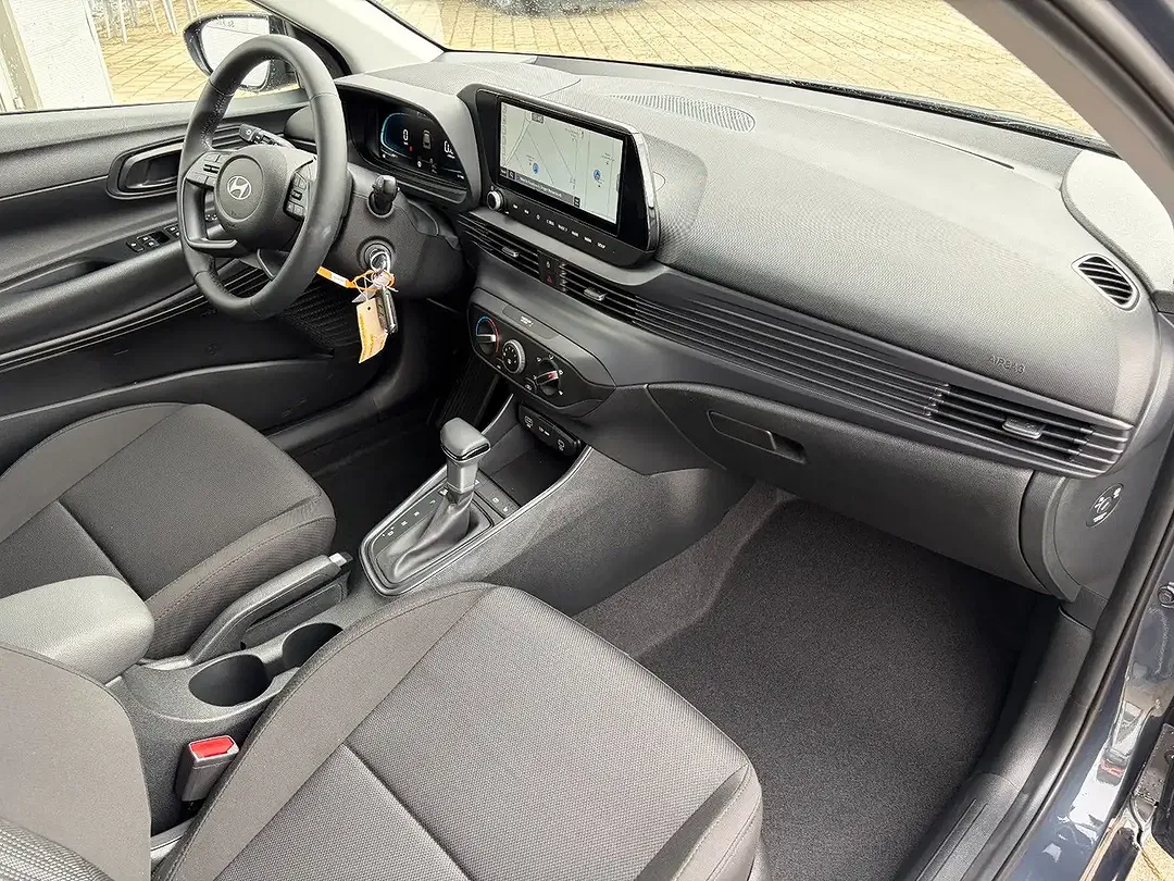 Hyundai i20 - Thumbnail 4