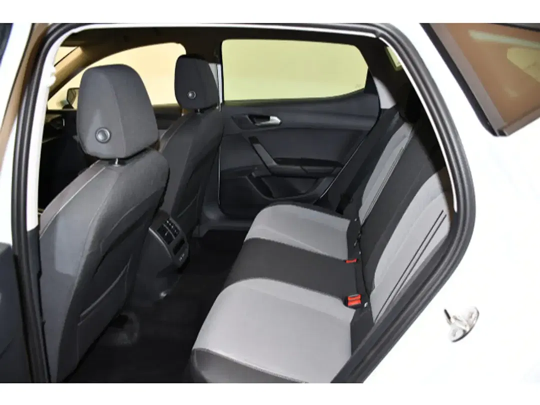SEAT Leon - Thumbnail 8