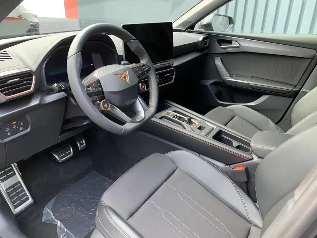 CUPRA Leon - Thumbnail 10