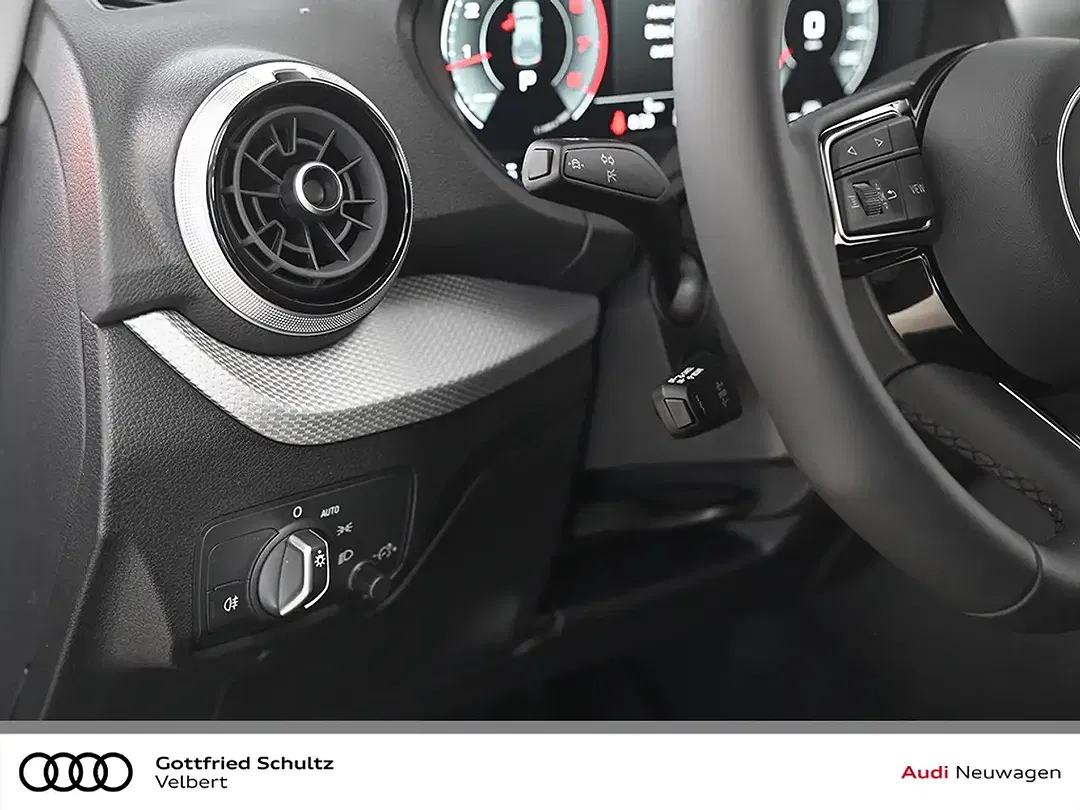 Audi Q2 - Thumbnail 12