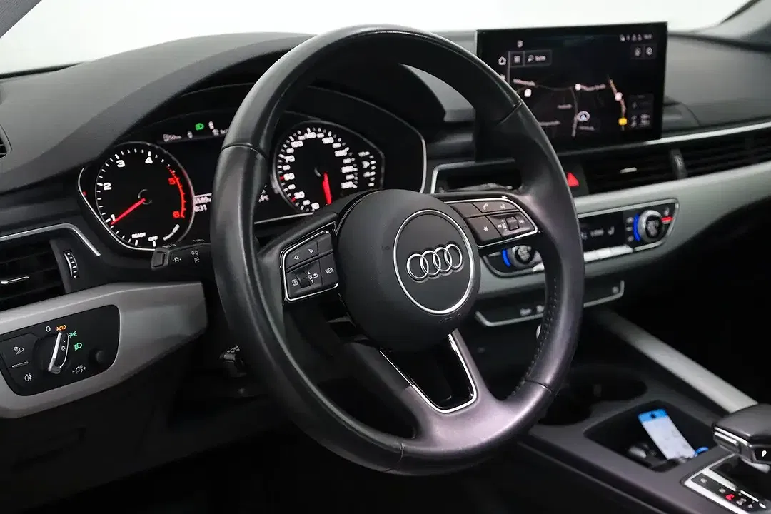 Audi A4 - Thumbnail 10