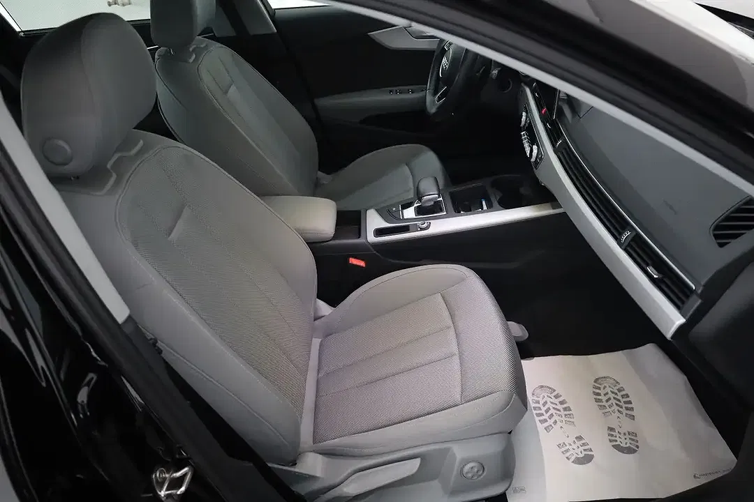 Audi A4 - Thumbnail 5