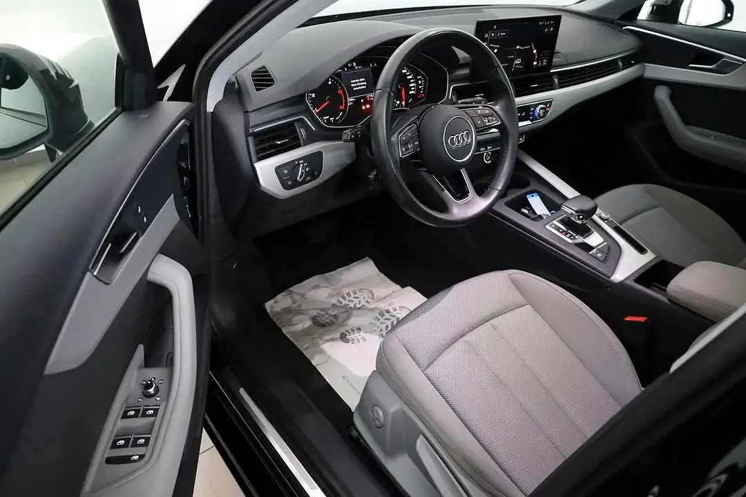 Audi A4 - Thumbnail 9