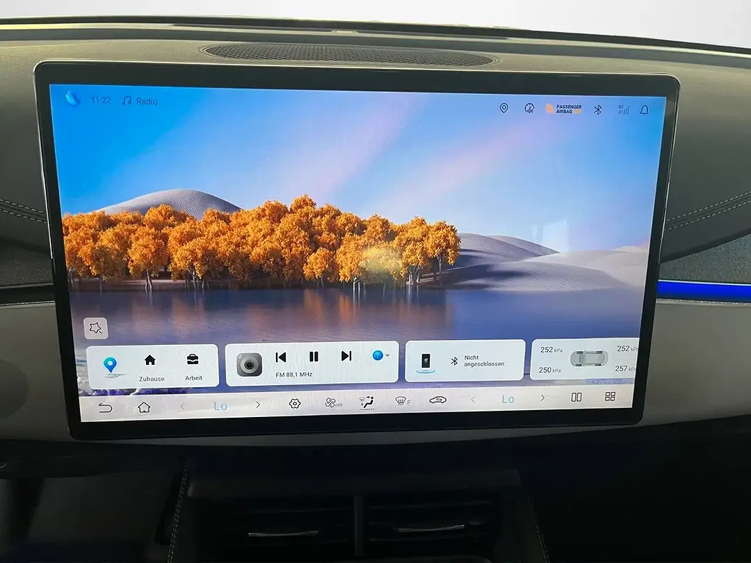 BYD Seal 6 - Thumbnail 8