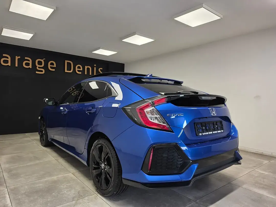 Honda Civic - Thumbnail 6