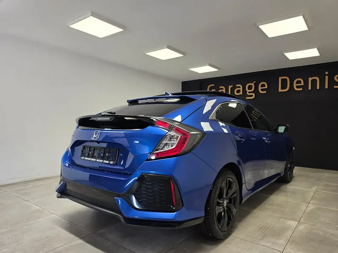Honda Civic - Thumbnail 8