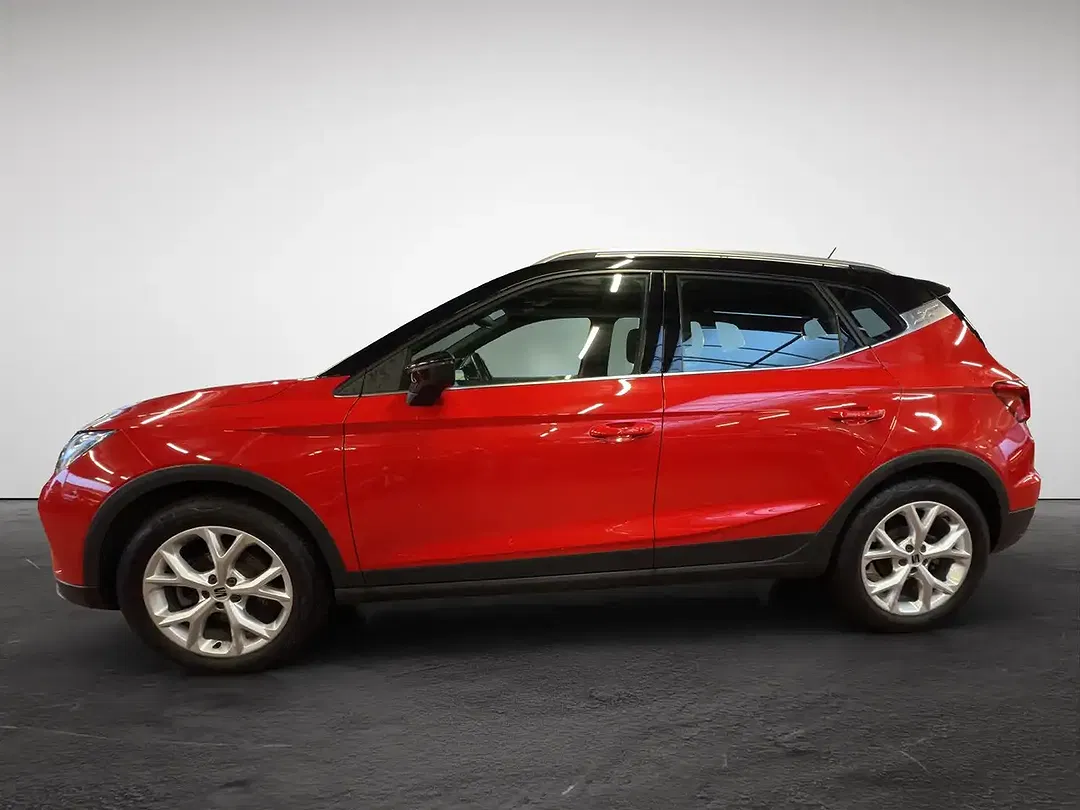 SEAT Arona - Thumbnail 3