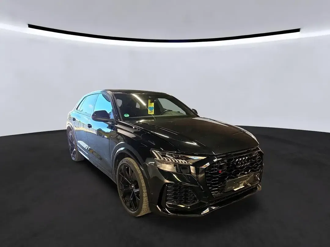 Audi RS Q8 - Thumbnail 3