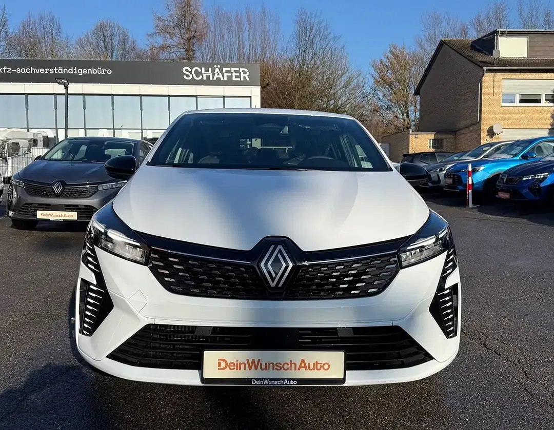Renault Clio - Thumbnail 3