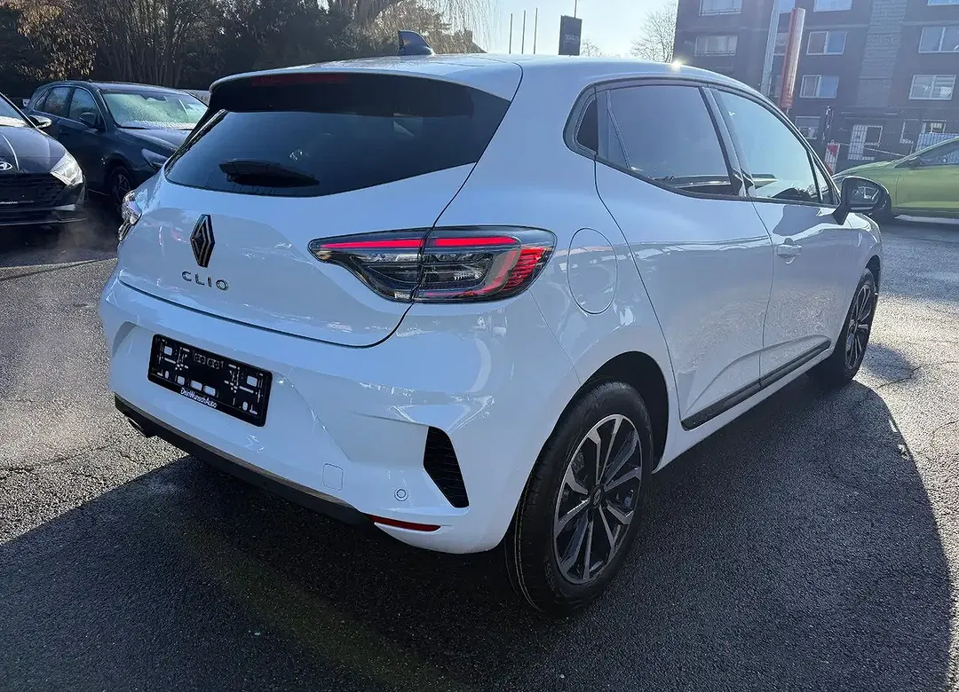 Renault Clio - Thumbnail 8