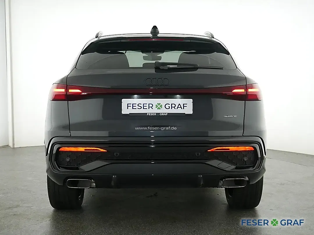 Audi Q5 - Thumbnail 11
