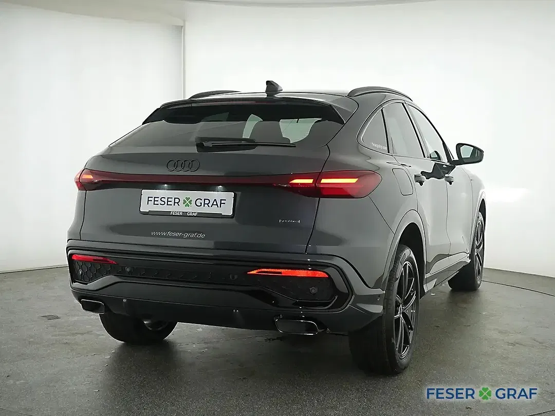 Audi Q5 - Thumbnail 2