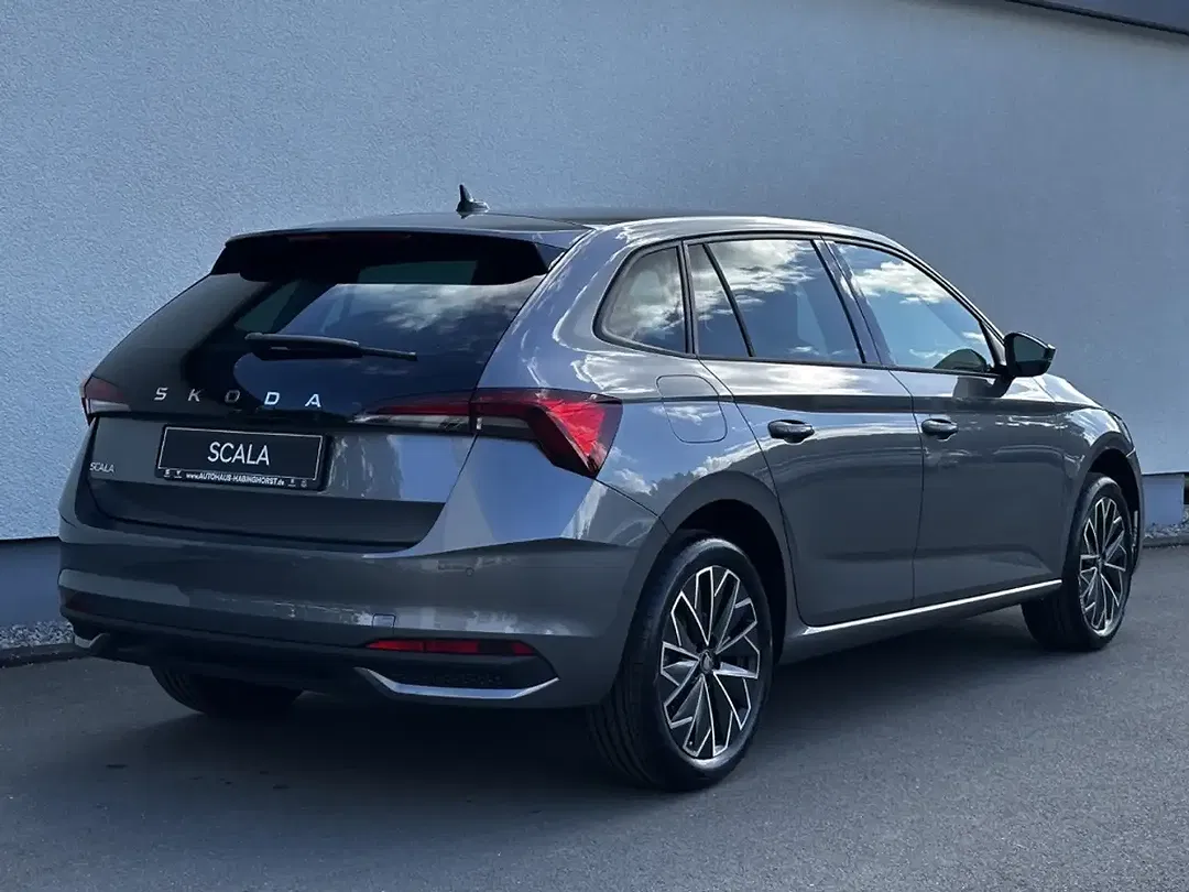 Skoda Scala - Thumbnail 2
