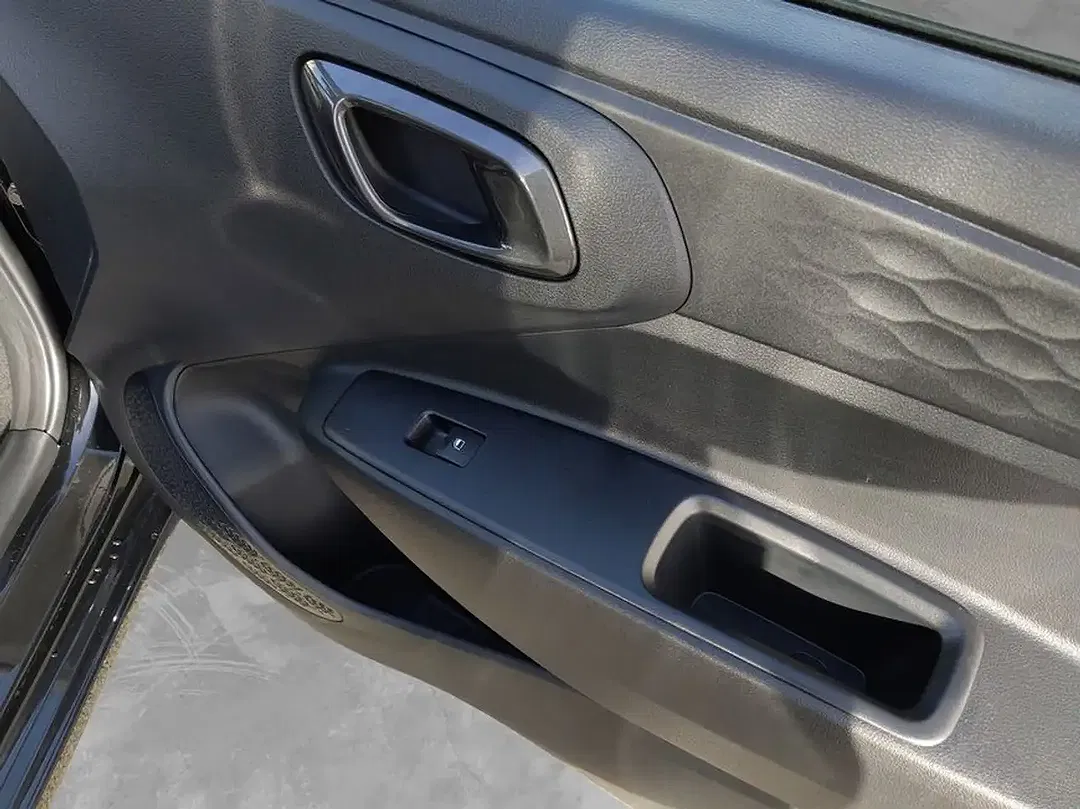 Hyundai i10 - Thumbnail 19
