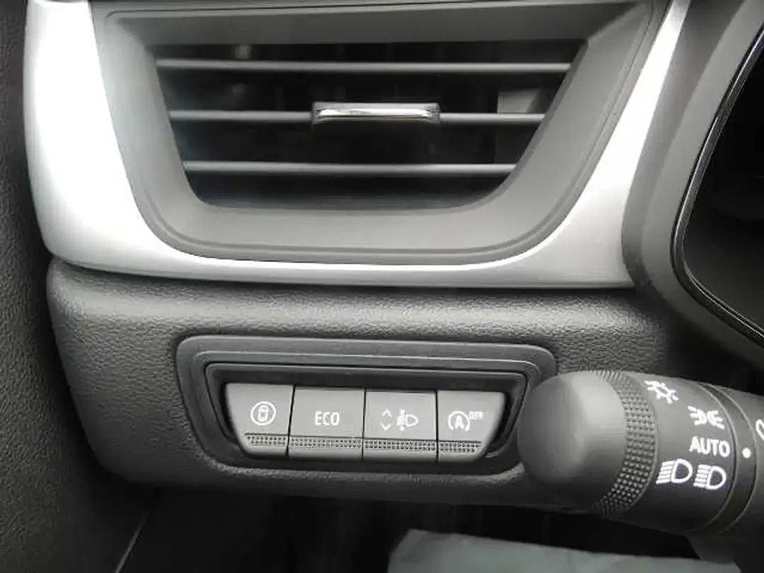 Mitsubishi ASX - Thumbnail 12