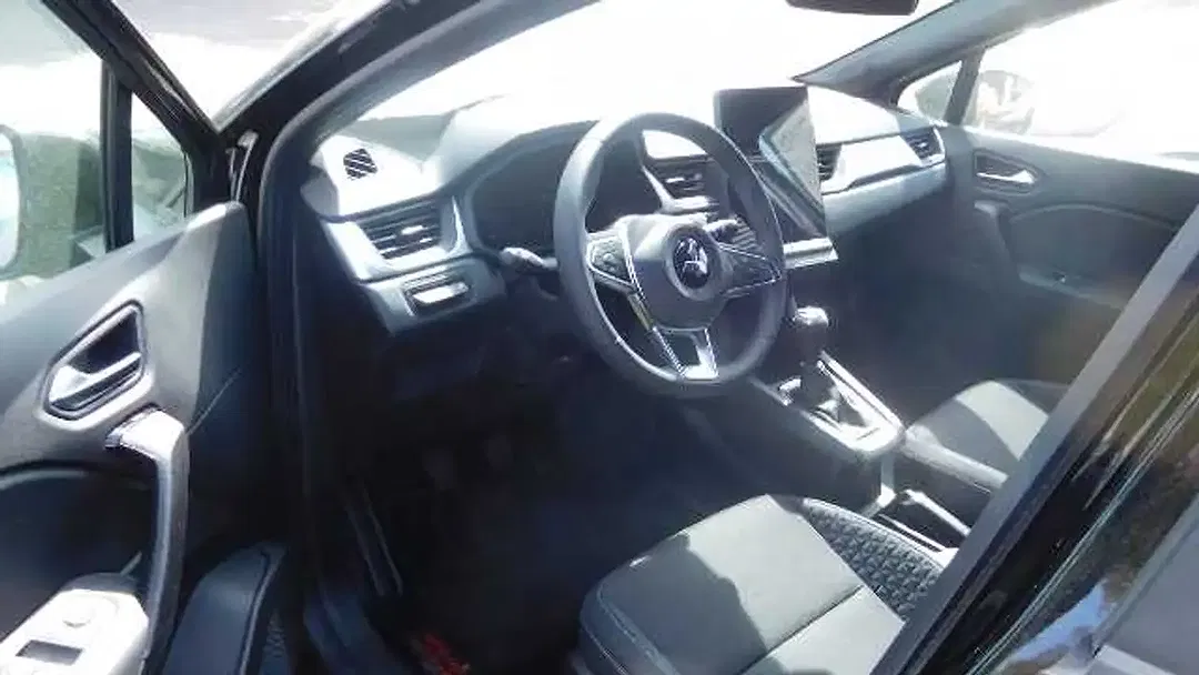 Mitsubishi ASX - Thumbnail 2