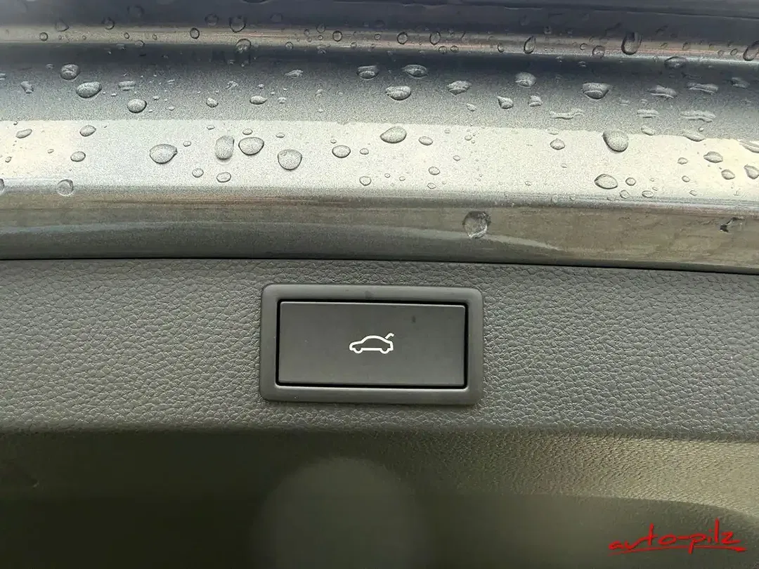 Skoda Karoq - Thumbnail 10