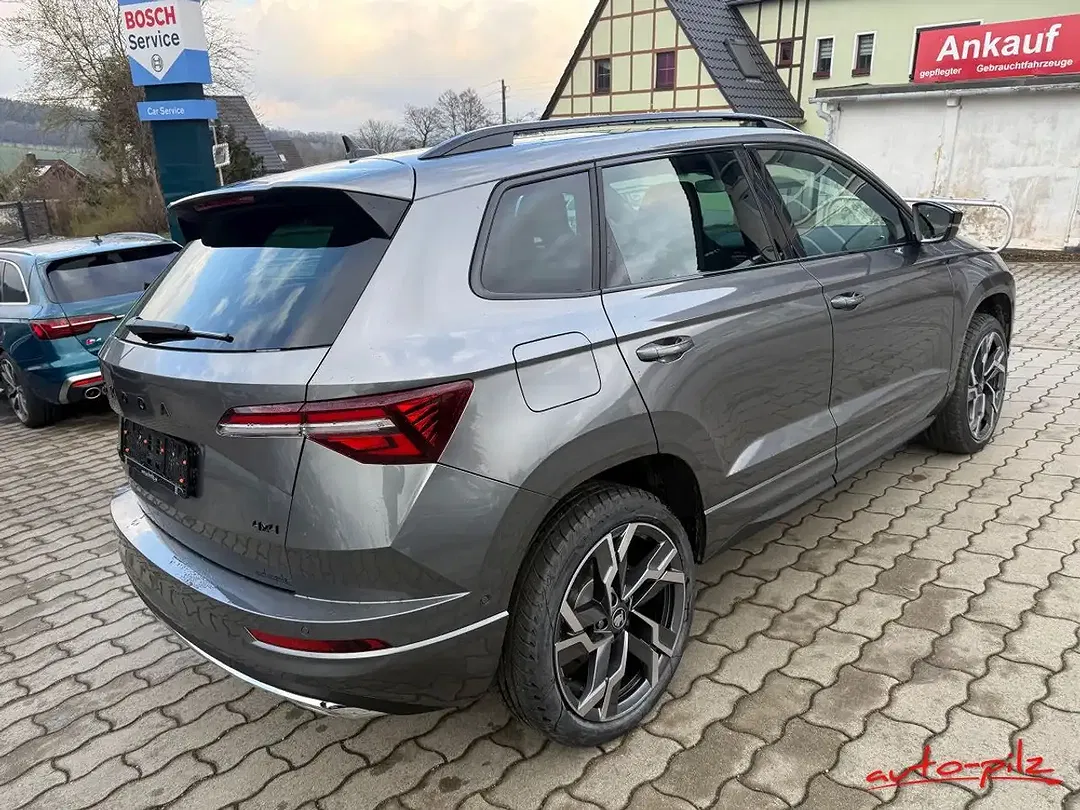 Skoda Karoq - Thumbnail 5