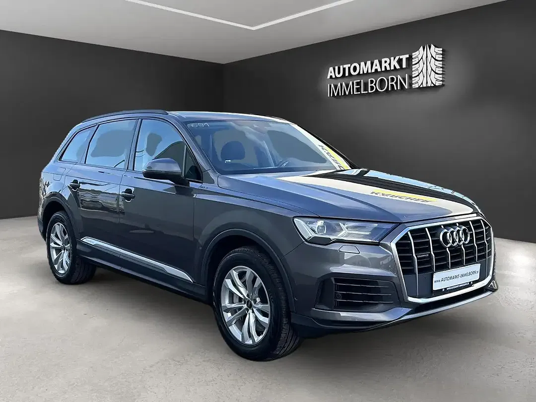 Audi Q7 55 S line
