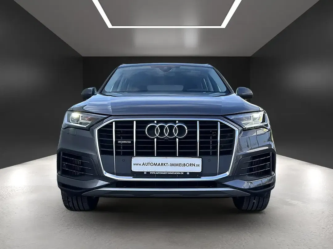 Audi Q7 - Thumbnail 5