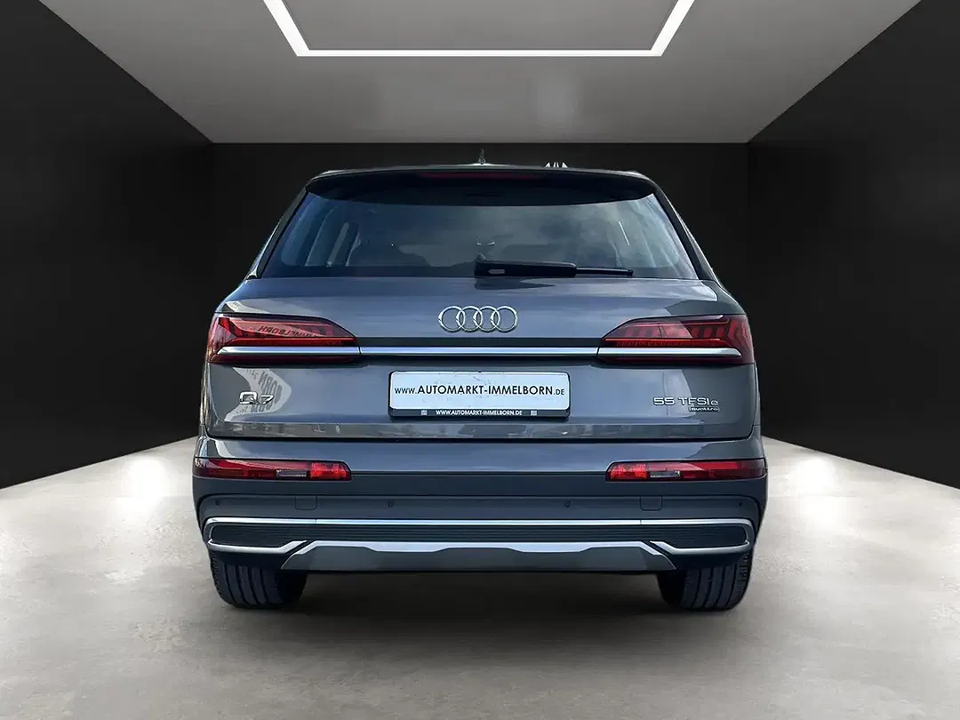 Audi Q7 - Thumbnail 6
