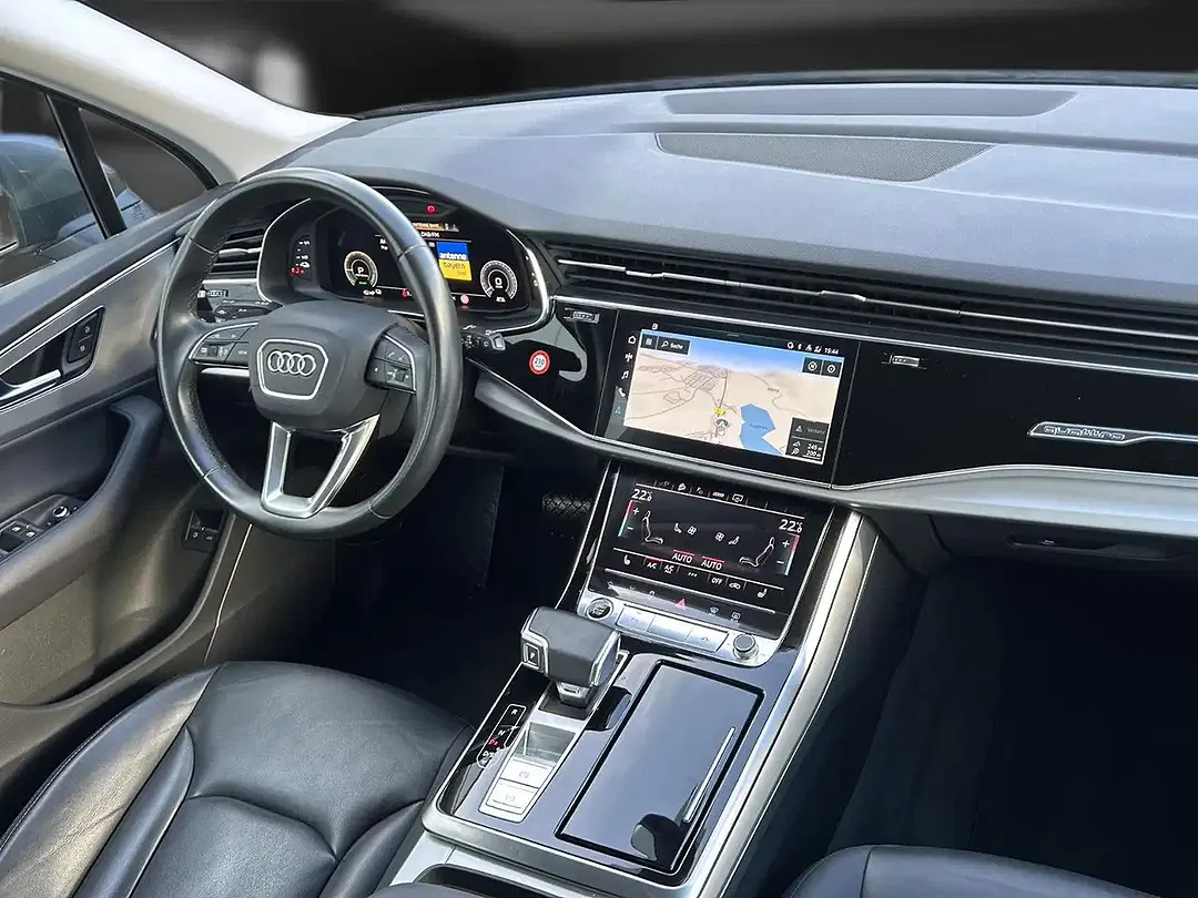 Audi Q7 - Thumbnail 9