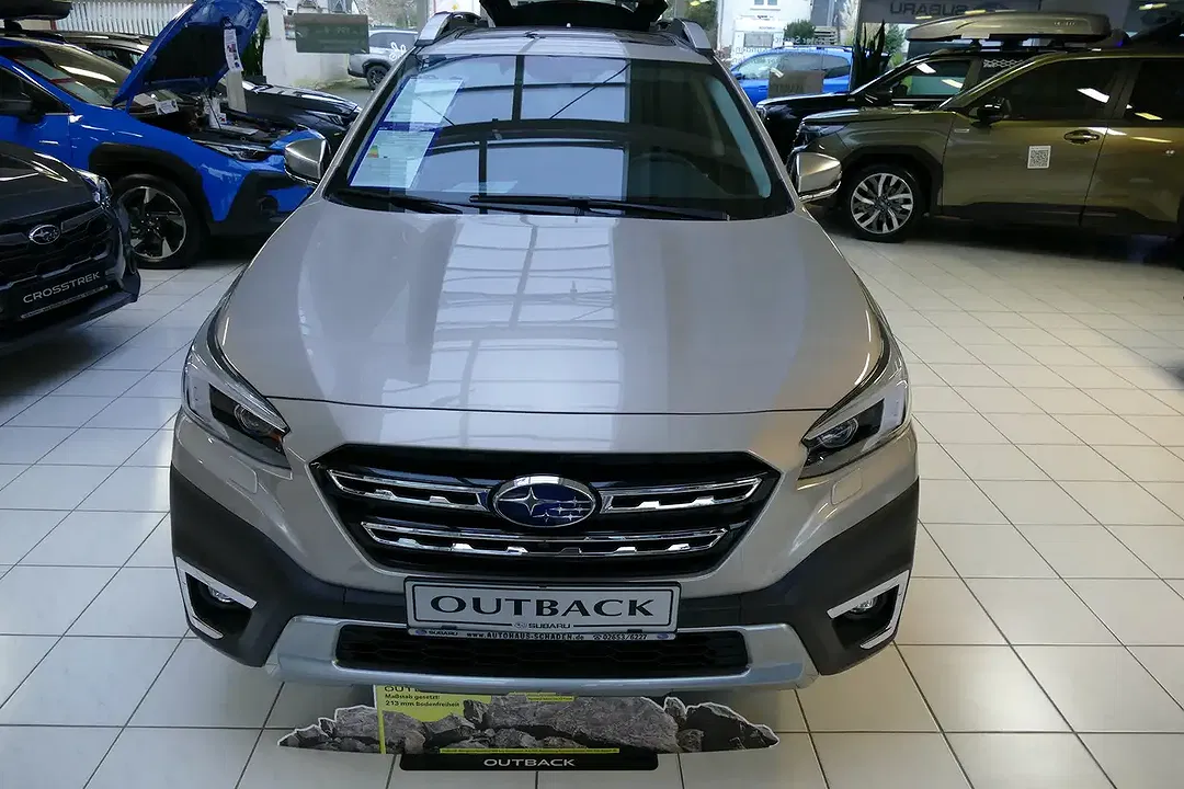 Subaru OUTBACK - Thumbnail 3