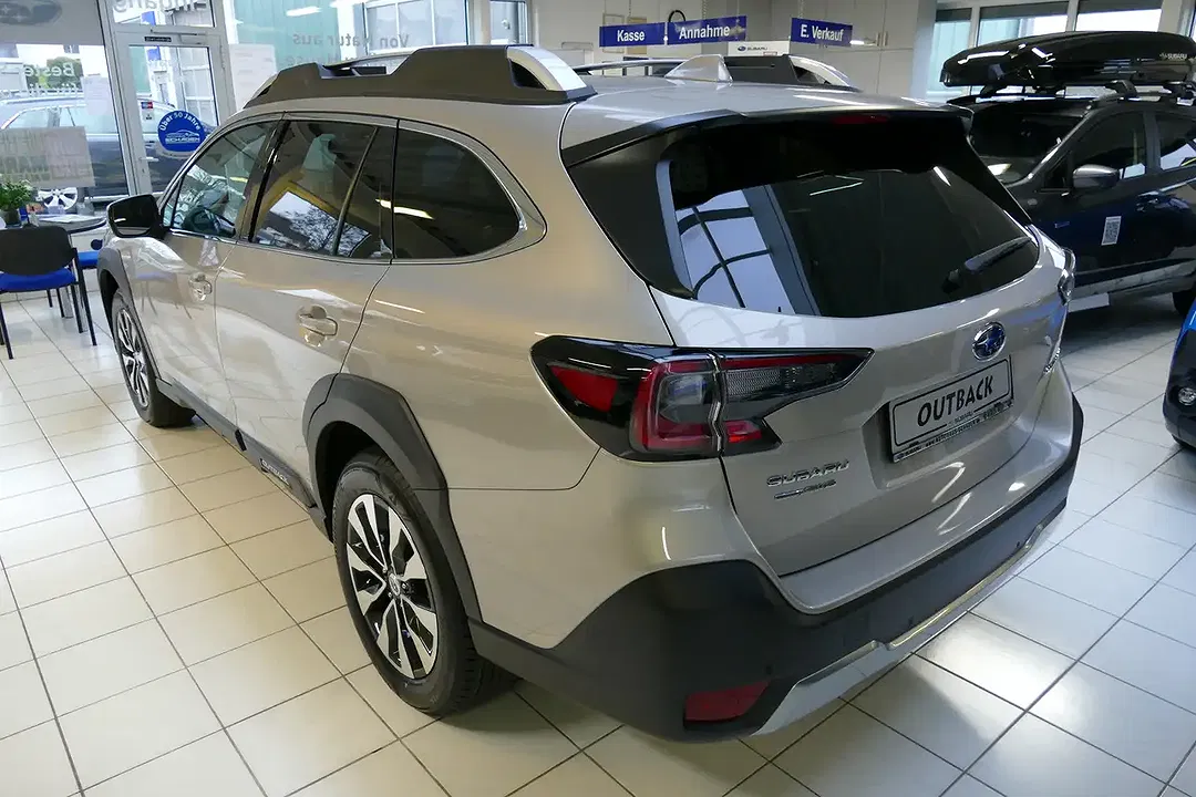 Subaru OUTBACK - Thumbnail 6