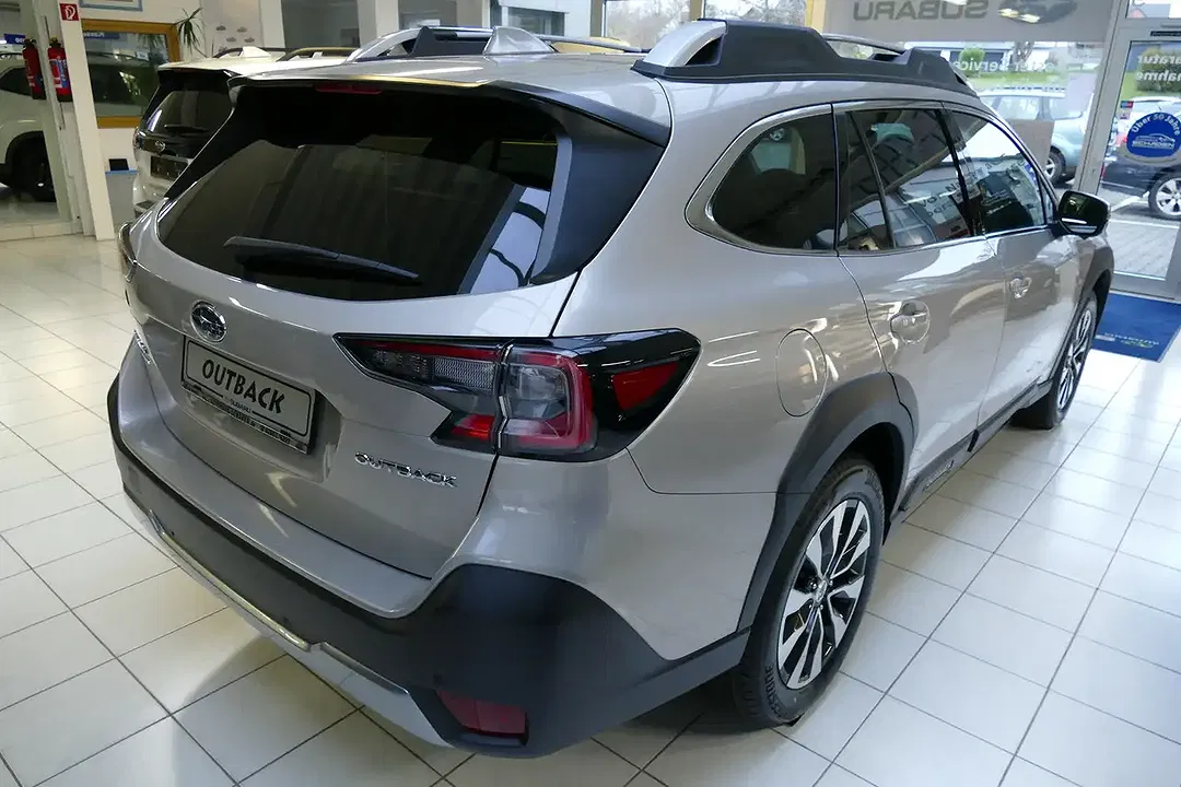 Subaru OUTBACK - Thumbnail 8