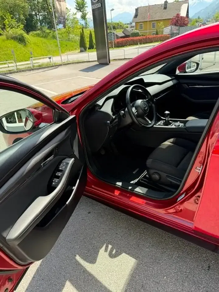 Mazda 3 - Thumbnail 10