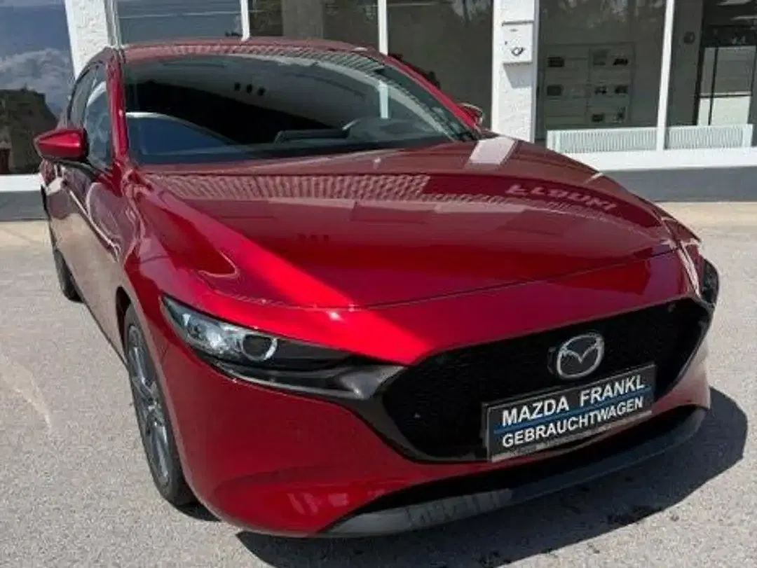 Mazda 3 - Thumbnail 2