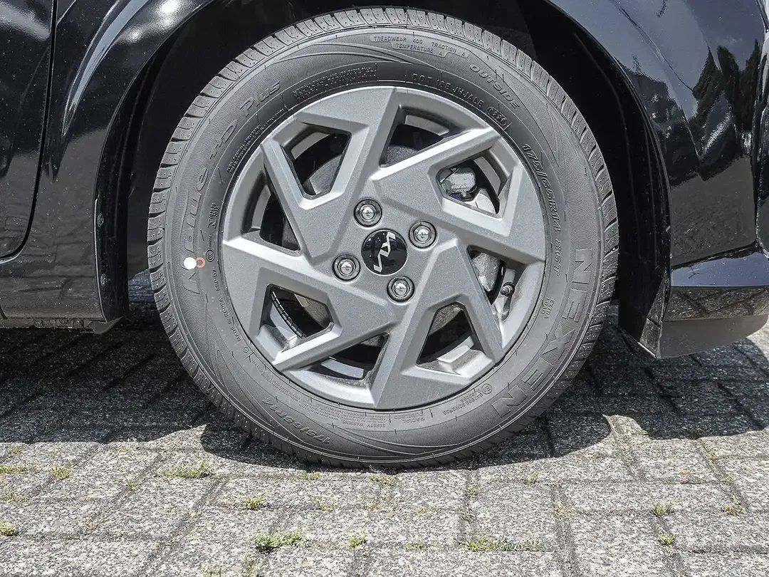 Kia Picanto - Thumbnail 3