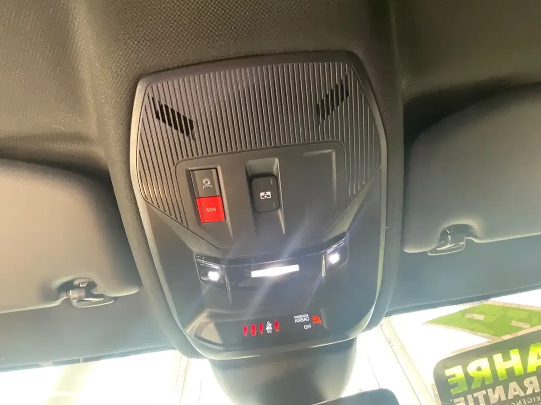 Peugeot 308 - Thumbnail 14