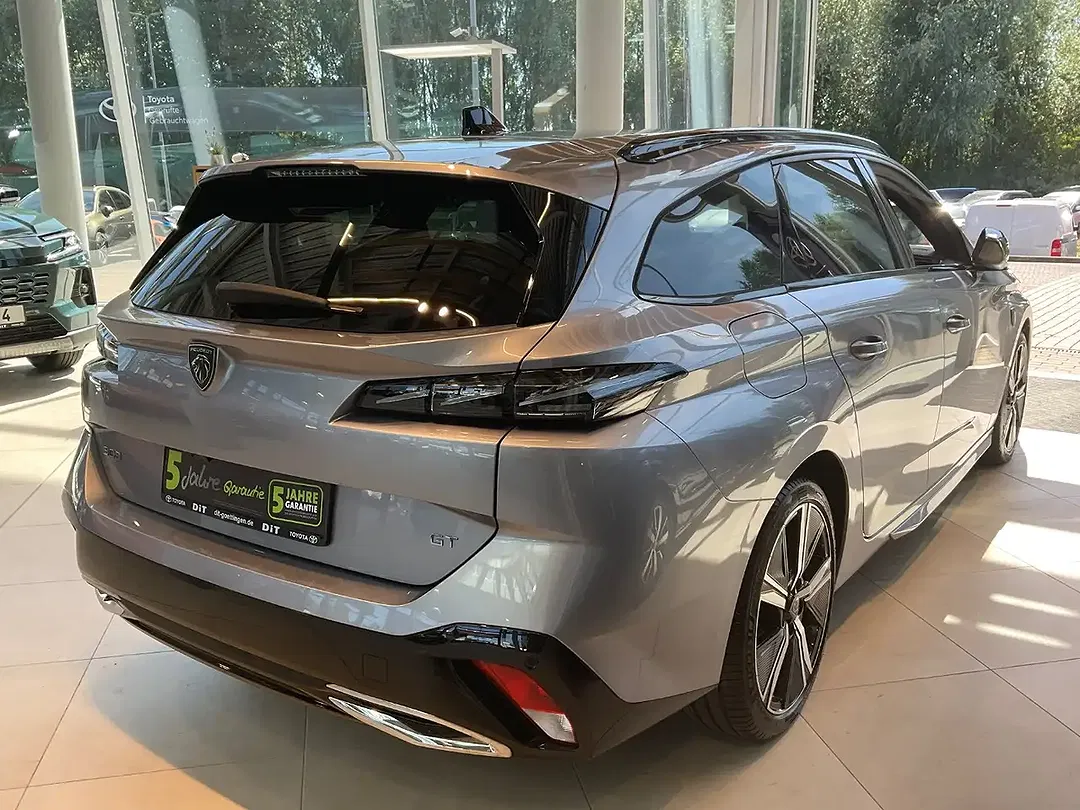 Peugeot 308 - Thumbnail 5
