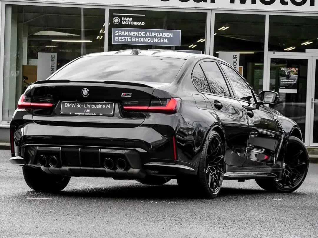 BMW M3 - Thumbnail 2