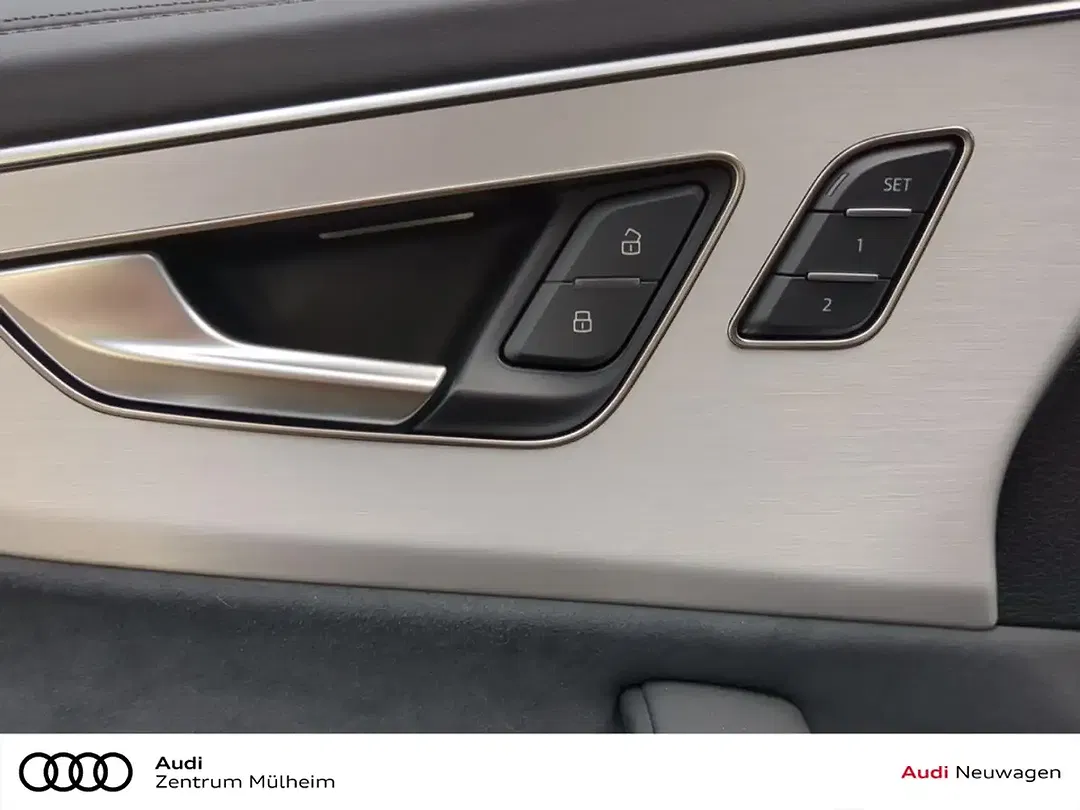 Audi Q8 - Thumbnail 13